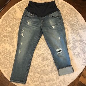 Gap Maternity Crop Jean